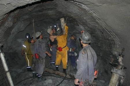 樟树工程爆破中的危险因素分析以及应对工程爆破危险的措施